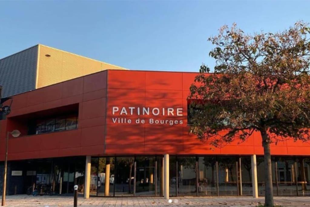 Logement Cosy - Proche Du Prado Bourges Exteriör bild